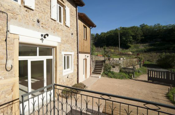 Salle pour séminaire repas de famille Beaujolais